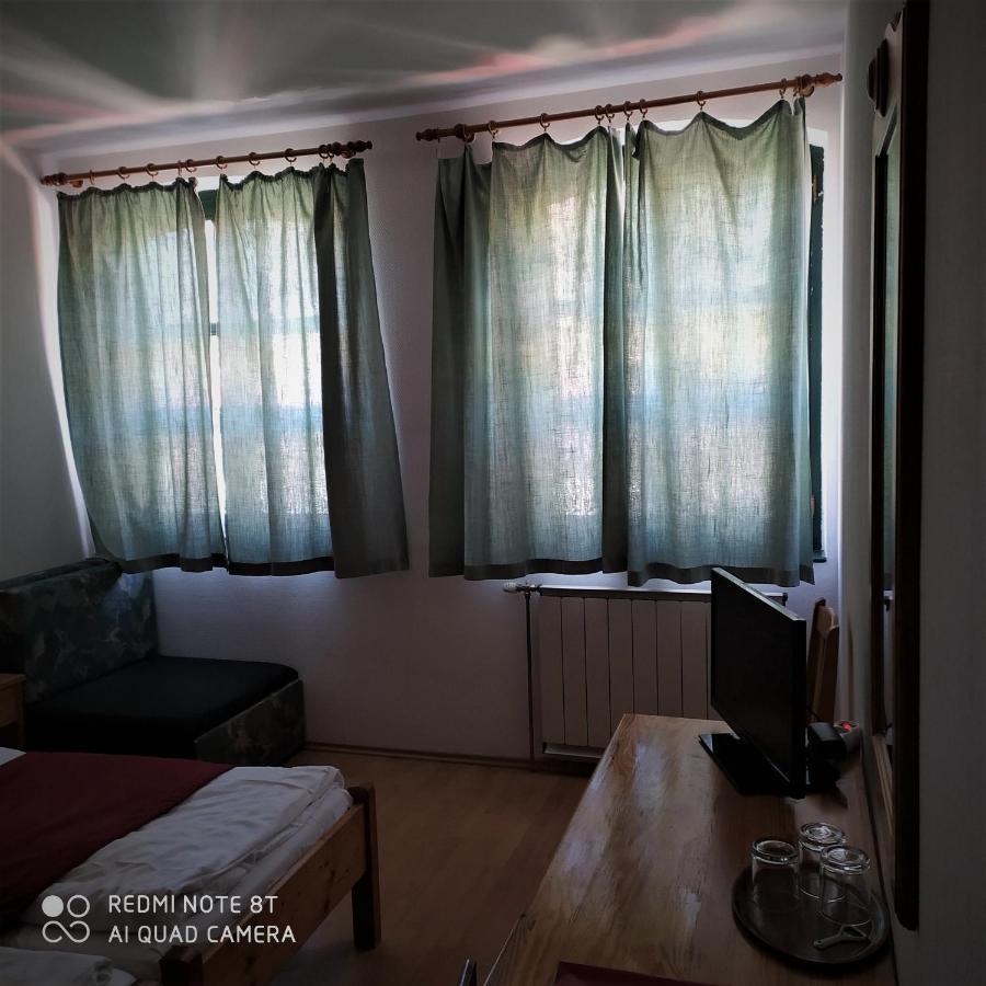 Bacchus Panzio Bed and Breakfast Έγκερ Εξωτερικό φωτογραφία